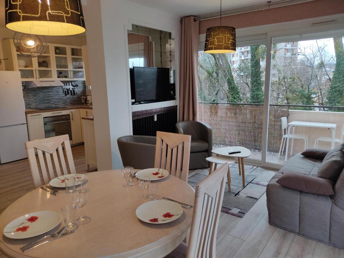 Charmant Appartement Au Bord Du Thiou - Annecy Ngoại thất bức ảnh